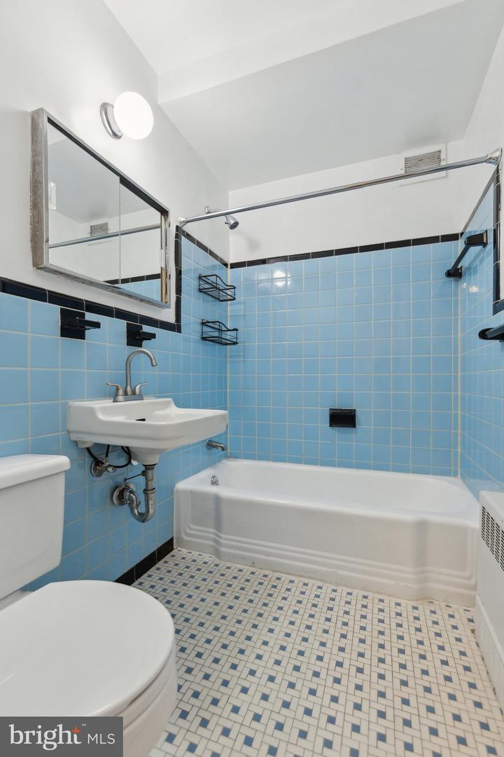 5112 MACARTHUR BLVD NW #104, WASHINGTON, District Of Columbia 20016, ,1 BathroomBathrooms,Residential,For sale,5112 MACARTHUR BLVD NW #104,DCDC2199776 MLS # DCDC2199776
