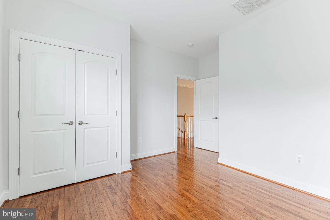 2166 PORT POTOMAC AVE, WOODBRIDGE, Virginia 22191, 5 Bedrooms Bedrooms, ,3 BathroomsBathrooms,Residential,For sale,2166 PORT POTOMAC AVE,VAPW2094316 MLS # VAPW2094316
