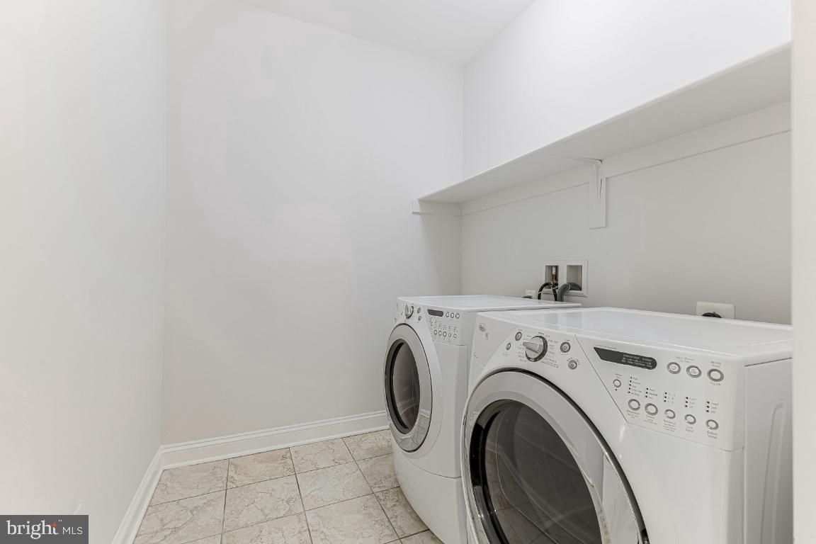2166 PORT POTOMAC AVE, WOODBRIDGE, Virginia 22191, 5 Bedrooms Bedrooms, ,3 BathroomsBathrooms,Residential,For sale,2166 PORT POTOMAC AVE,VAPW2094316 MLS # VAPW2094316