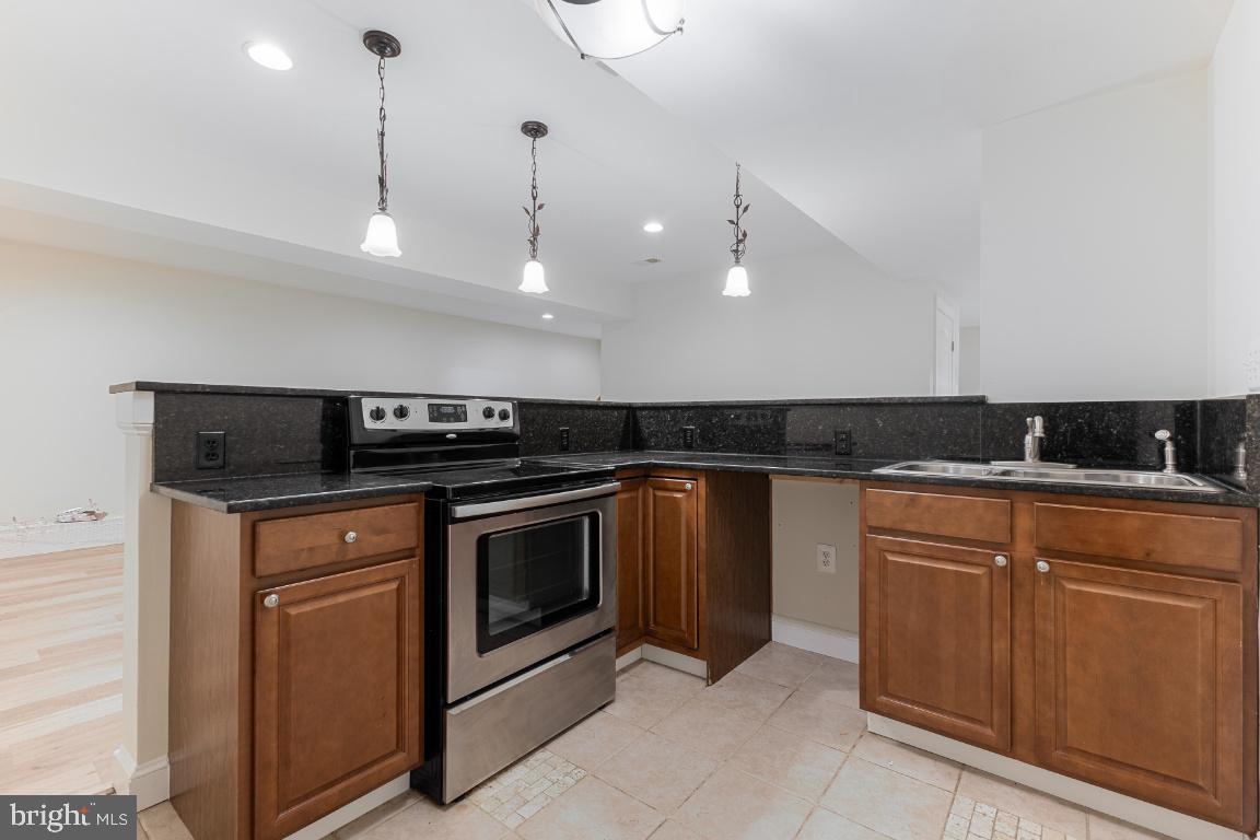 2166 PORT POTOMAC AVE, WOODBRIDGE, Virginia 22191, 5 Bedrooms Bedrooms, ,3 BathroomsBathrooms,Residential,For sale,2166 PORT POTOMAC AVE,VAPW2094316 MLS # VAPW2094316