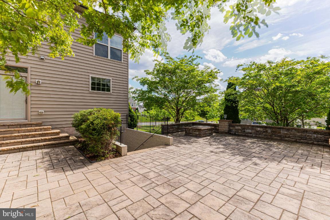 2166 PORT POTOMAC AVE, WOODBRIDGE, Virginia 22191, 5 Bedrooms Bedrooms, ,3 BathroomsBathrooms,Residential,For sale,2166 PORT POTOMAC AVE,VAPW2094316 MLS # VAPW2094316