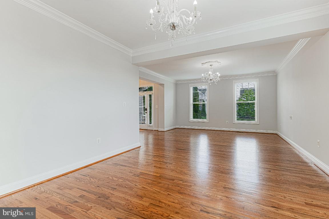 2166 PORT POTOMAC AVE, WOODBRIDGE, Virginia 22191, 5 Bedrooms Bedrooms, ,3 BathroomsBathrooms,Residential,For sale,2166 PORT POTOMAC AVE,VAPW2094316 MLS # VAPW2094316