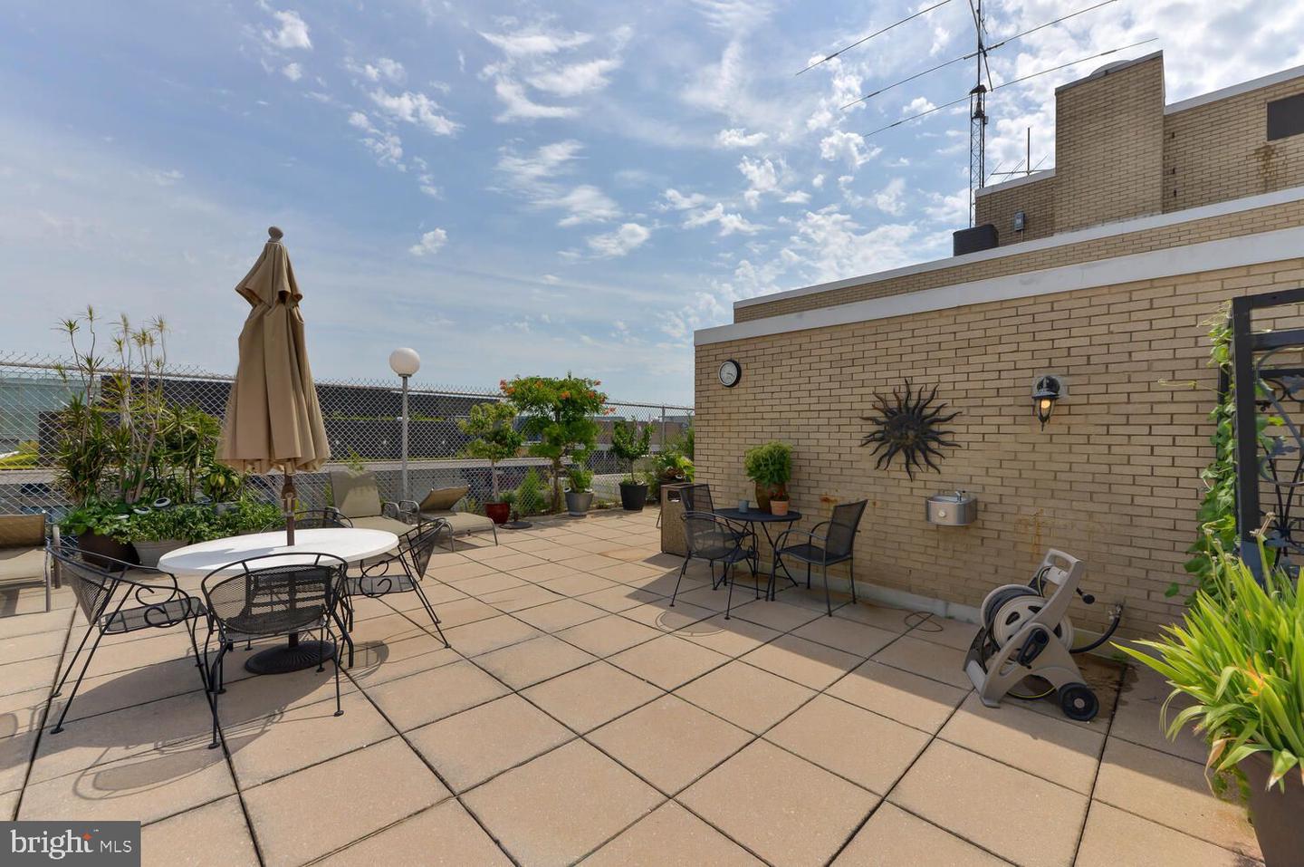 1325 18TH ST NW #509, WASHINGTON, District Of Columbia 20036, 1 Bedroom Bedrooms, ,1 BathroomBathrooms,Residential,For sale,1325 18TH ST NW #509,DCDC2199808 MLS # DCDC2199808