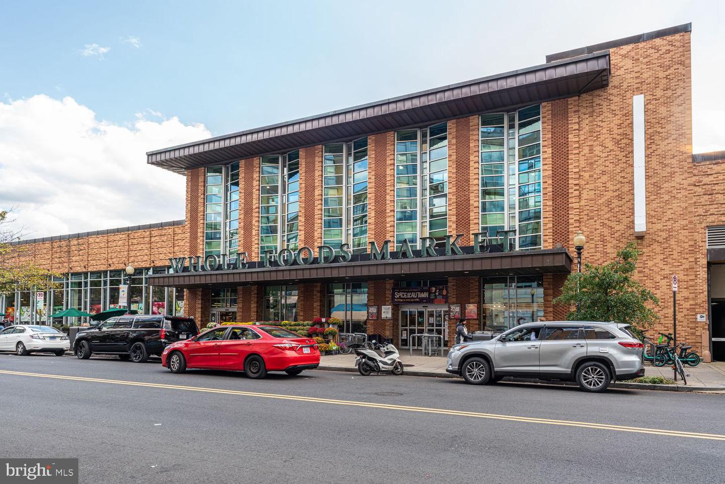1325 18TH ST NW #509, WASHINGTON, District Of Columbia 20036, 1 Bedroom Bedrooms, ,1 BathroomBathrooms,Residential,For sale,1325 18TH ST NW #509,DCDC2199808 MLS # DCDC2199808