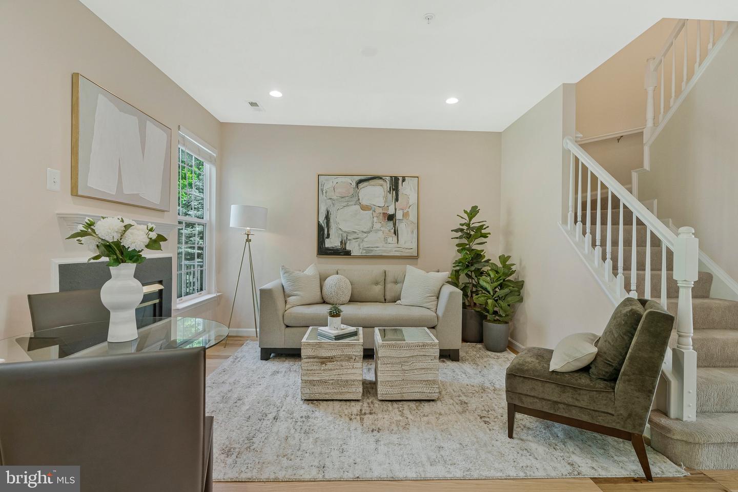 11402-J GATE HILL PL #57, RESTON, Virginia 20194, 2 Bedrooms Bedrooms, ,2 BathroomsBathrooms,Residential,For sale,11402-J GATE HILL PL #57,VAFX2239710 MLS # VAFX2239710