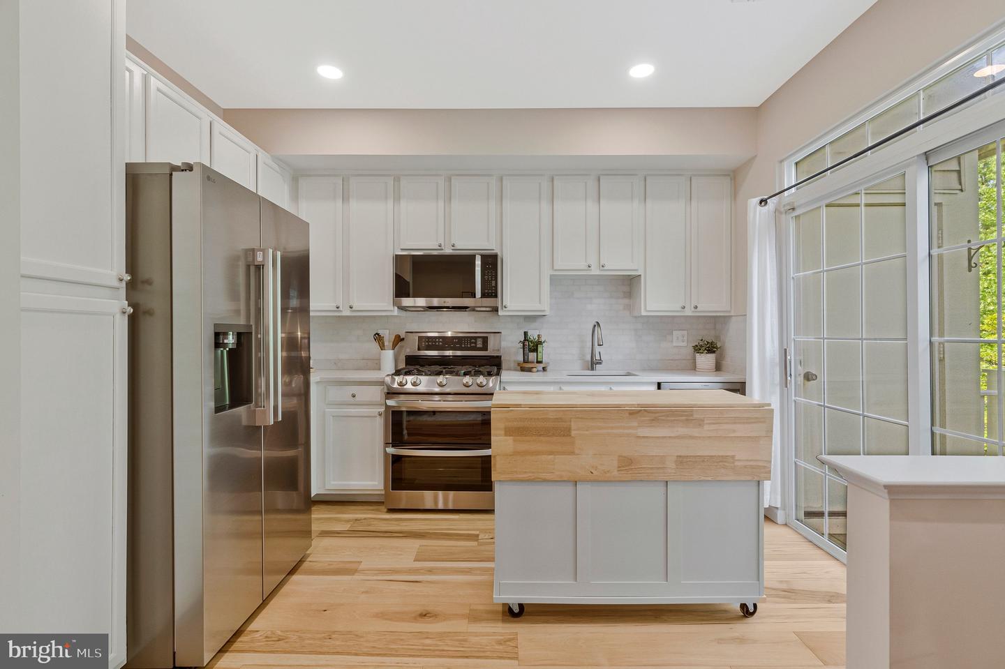 11402-J GATE HILL PL #57, RESTON, Virginia 20194, 2 Bedrooms Bedrooms, ,2 BathroomsBathrooms,Residential,For sale,11402-J GATE HILL PL #57,VAFX2239710 MLS # VAFX2239710