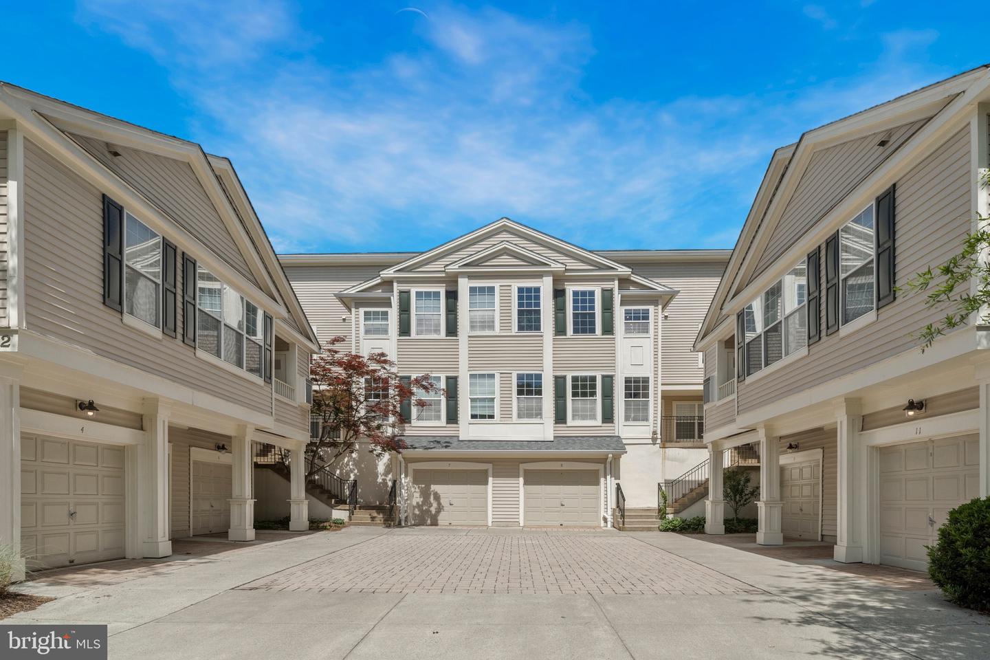 11402-J GATE HILL PL #57, RESTON, Virginia 20194, 2 Bedrooms Bedrooms, ,2 BathroomsBathrooms,Residential,For sale,11402-J GATE HILL PL #57,VAFX2239710 MLS # VAFX2239710