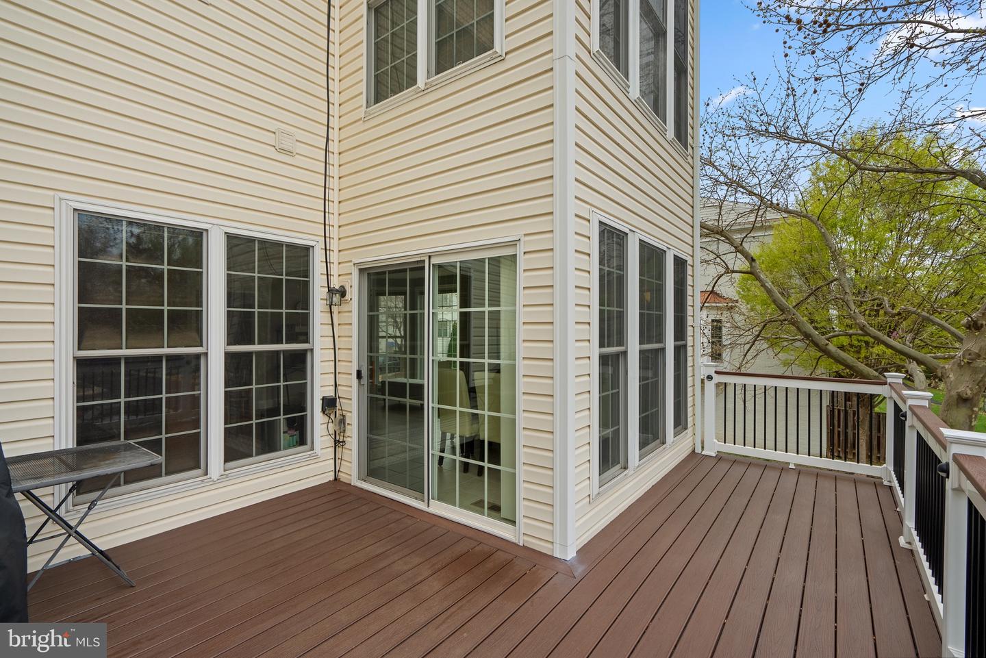 2418 TERRA COTTA CIR, HERNDON, Virginia 20171, 4 Bedrooms Bedrooms, ,3 BathroomsBathrooms,Residential,For sale,2418 TERRA COTTA CIR,VAFX2239716 MLS # VAFX2239716