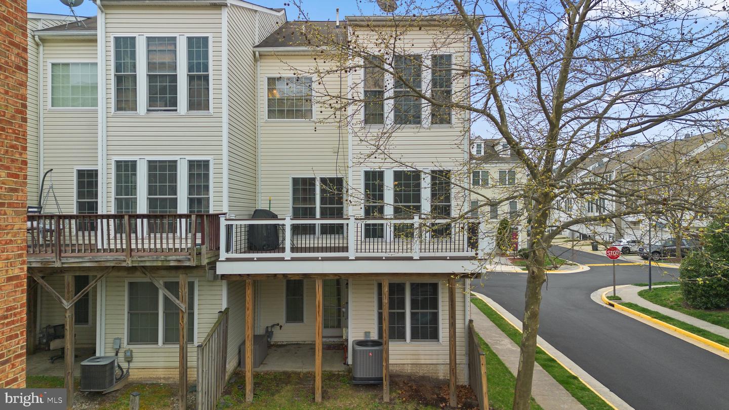 2418 TERRA COTTA CIR, HERNDON, Virginia 20171, 4 Bedrooms Bedrooms, ,3 BathroomsBathrooms,Residential,For sale,2418 TERRA COTTA CIR,VAFX2239716 MLS # VAFX2239716