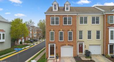 2418 TERRA COTTA CIR, HERNDON, Virginia 20171, 4 Bedrooms Bedrooms, ,3 BathroomsBathrooms,Residential,For sale,2418 TERRA COTTA CIR,VAFX2239716 MLS # VAFX2239716