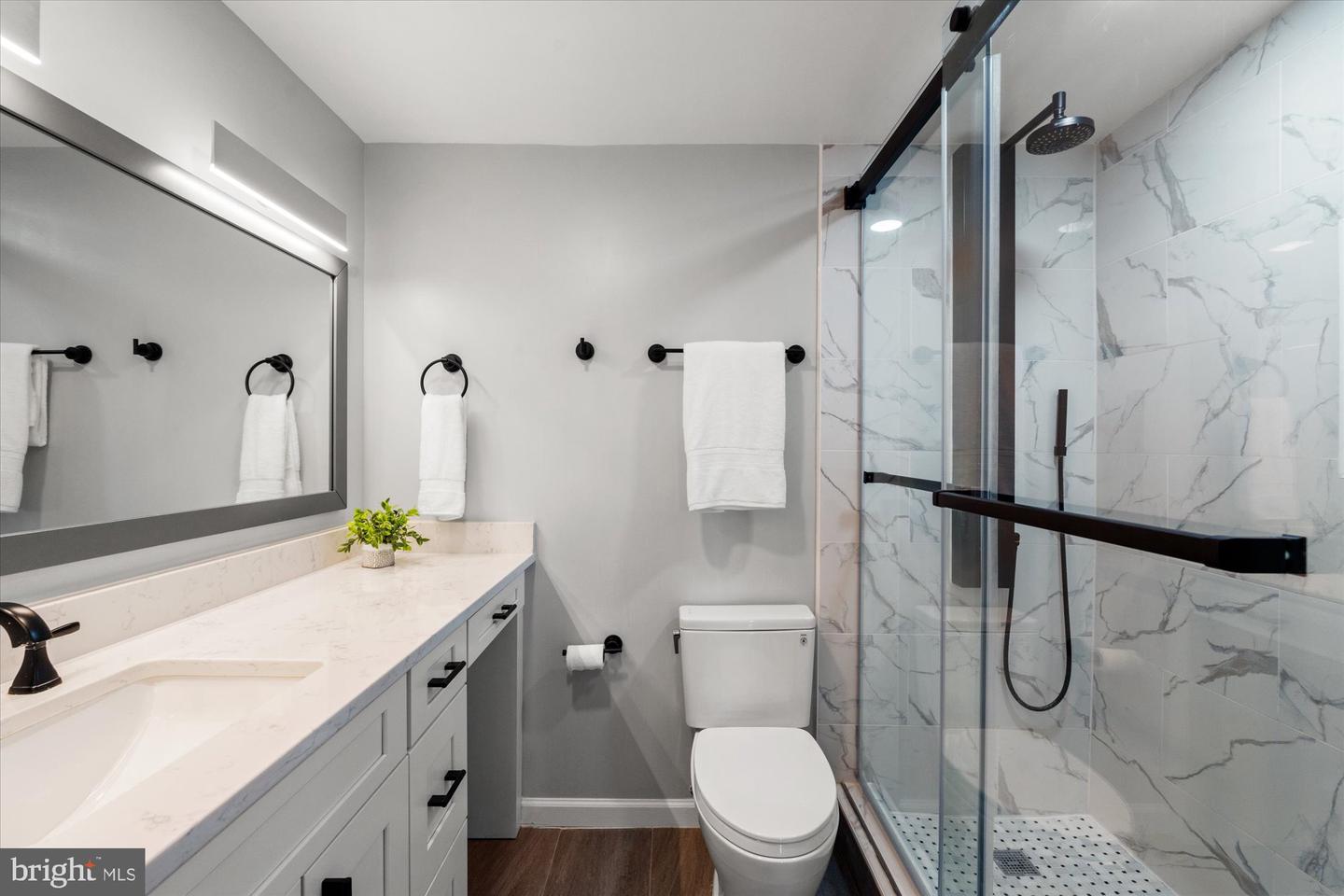 1805 CRYSTAL DR #1011S, ARLINGTON, Virginia 22202, 2 Bedrooms Bedrooms, ,2 BathroomsBathrooms,Residential,For sale,1805 CRYSTAL DR #1011S,VAAR2057286 MLS # VAAR2057286