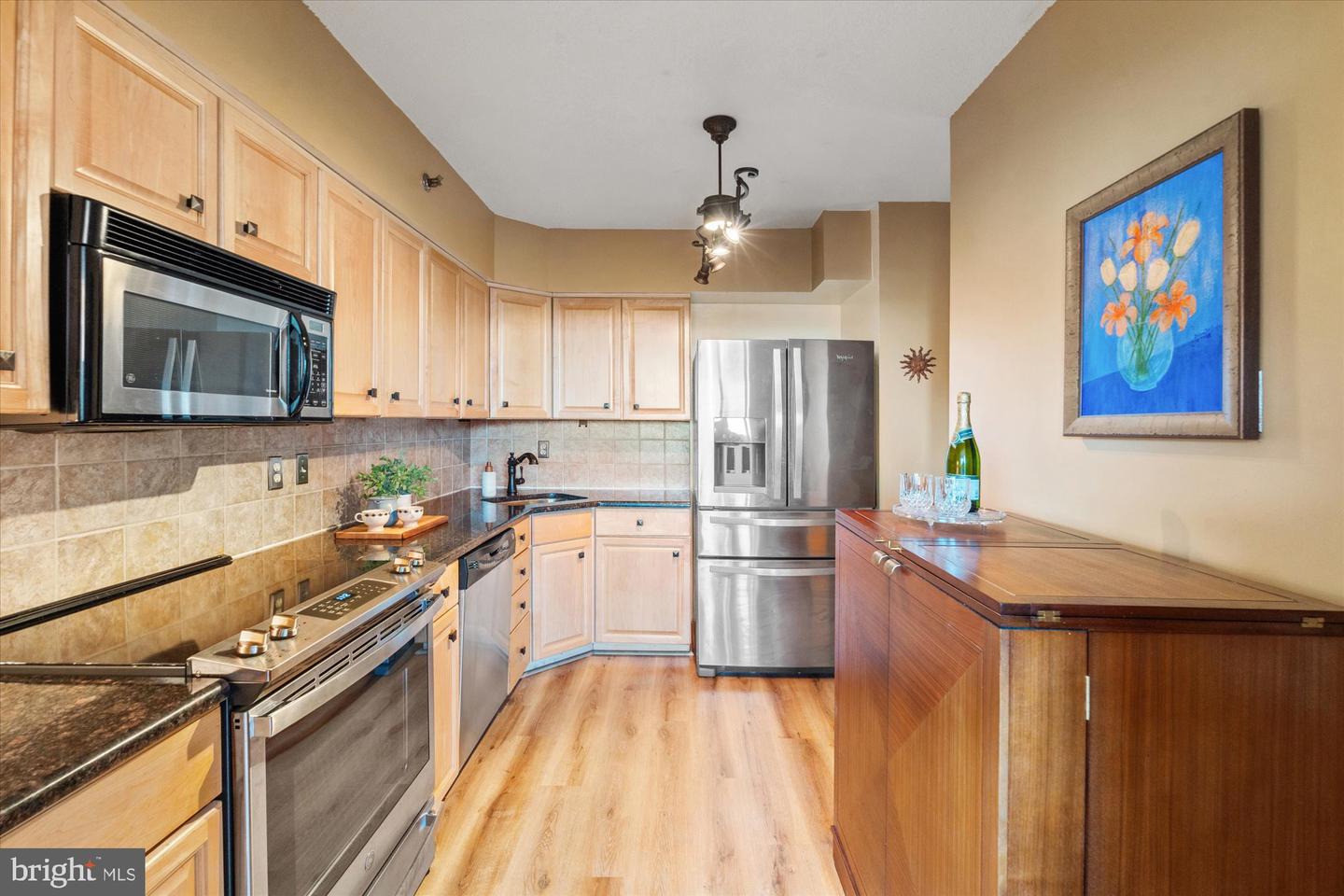 1805 CRYSTAL DR #1011S, ARLINGTON, Virginia 22202, 2 Bedrooms Bedrooms, ,2 BathroomsBathrooms,Residential,For sale,1805 CRYSTAL DR #1011S,VAAR2057286 MLS # VAAR2057286