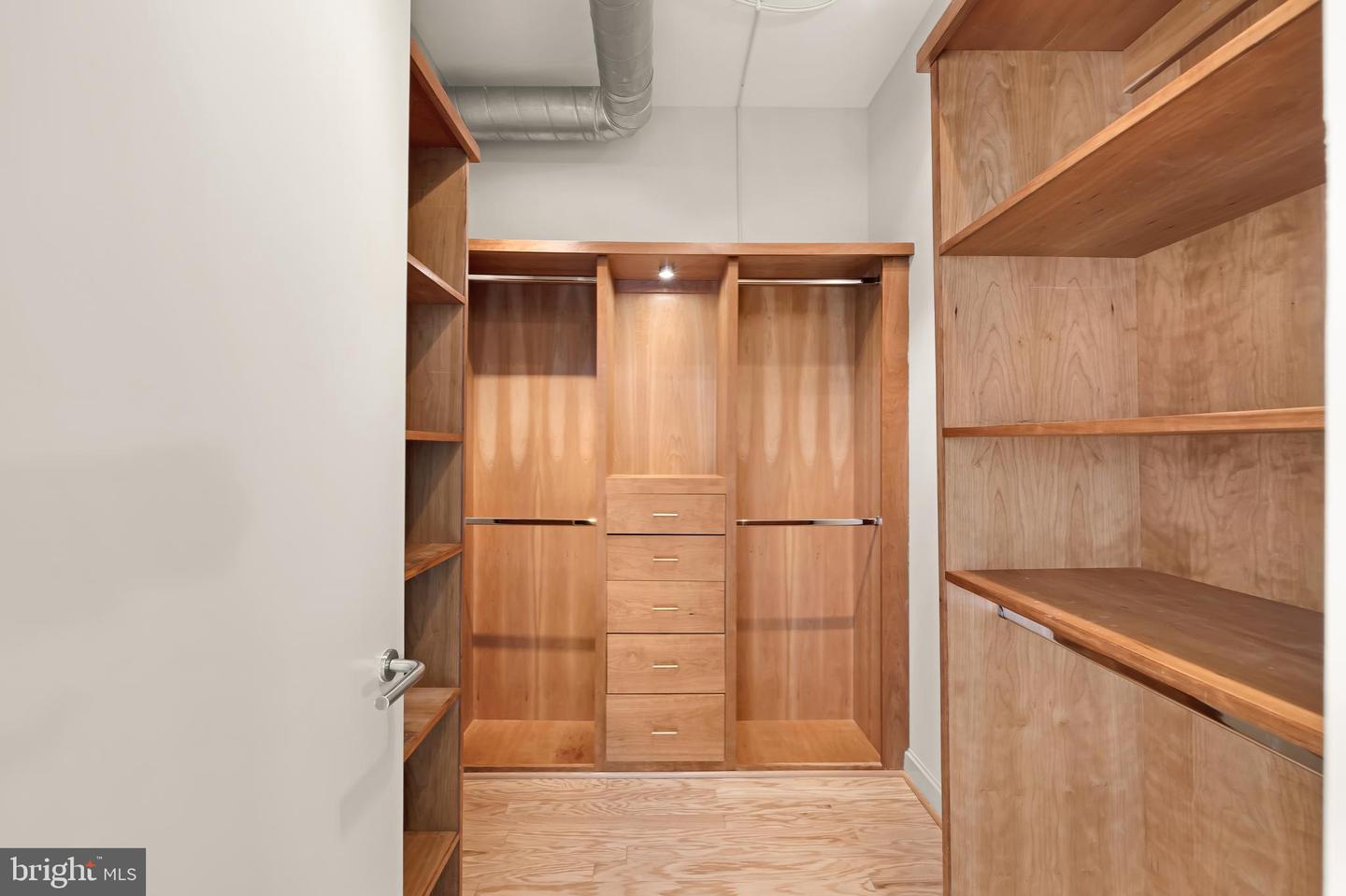 1390 V ST NW #413, WASHINGTON, District Of Columbia 20009, 1 Bedroom Bedrooms, ,1 BathroomBathrooms,Residential,For sale,1390 V ST NW #413,DCDC2199890 MLS # DCDC2199890