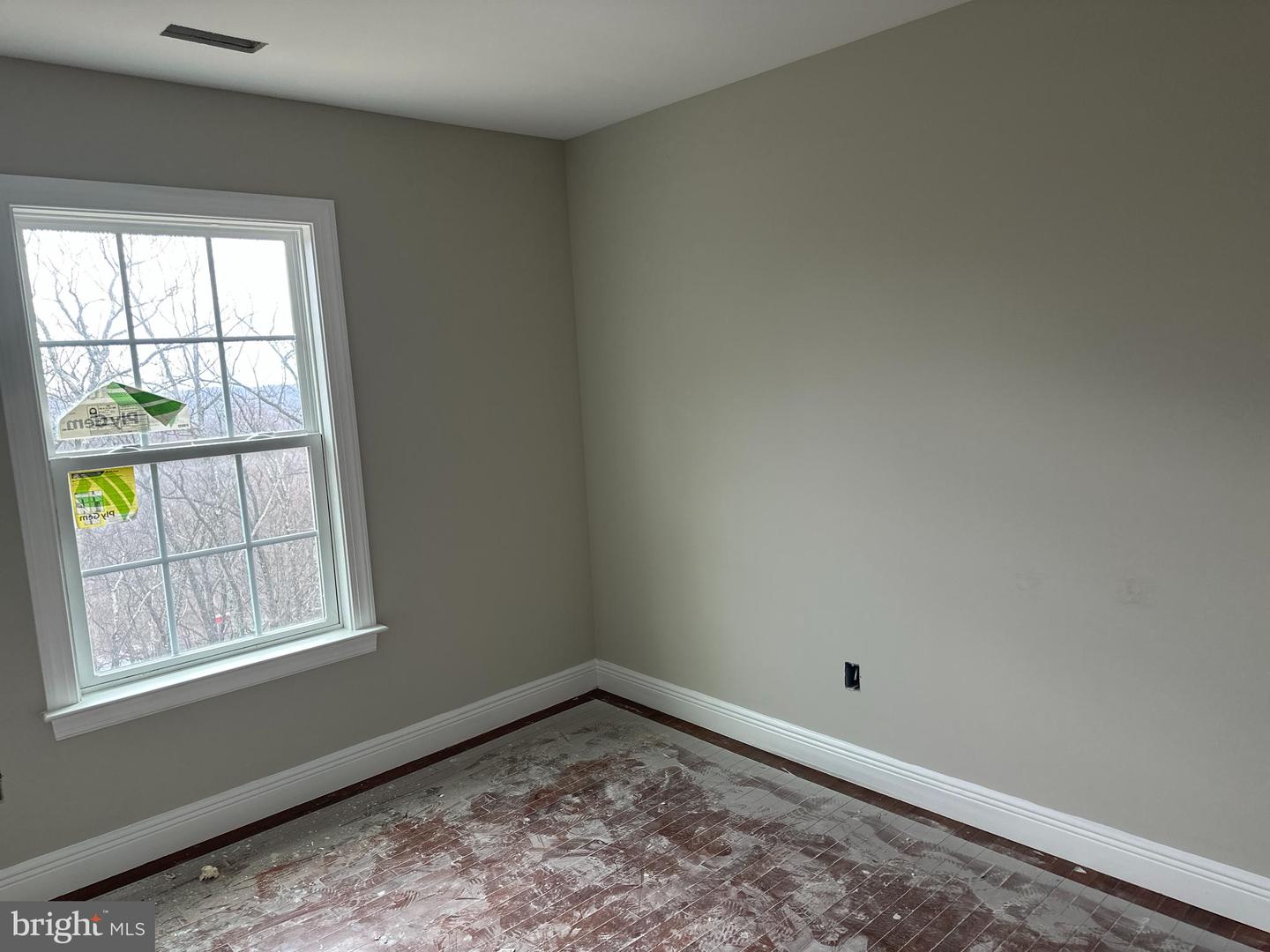 129 INDIANA, WINCHESTER, Virginia 22602, 3 Bedrooms Bedrooms, ,2 BathroomsBathrooms,Residential,For sale,129 INDIANA,VAFV2019460 MLS # VAFV2019460