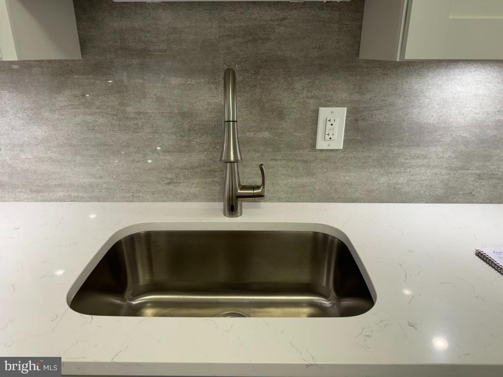 1800 OLD MEADOW RD #609, MCLEAN, Virginia 22102, 1 Bedroom Bedrooms, ,1 BathroomBathrooms,Residential,For sale,1800 OLD MEADOW RD #609,VAFX2196194 MLS # VAFX2196194