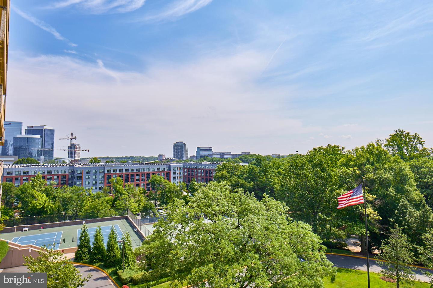 1800 OLD MEADOW RD #609, MCLEAN, Virginia 22102, 1 Bedroom Bedrooms, ,1 BathroomBathrooms,Residential,For sale,1800 OLD MEADOW RD #609,VAFX2196194 MLS # VAFX2196194