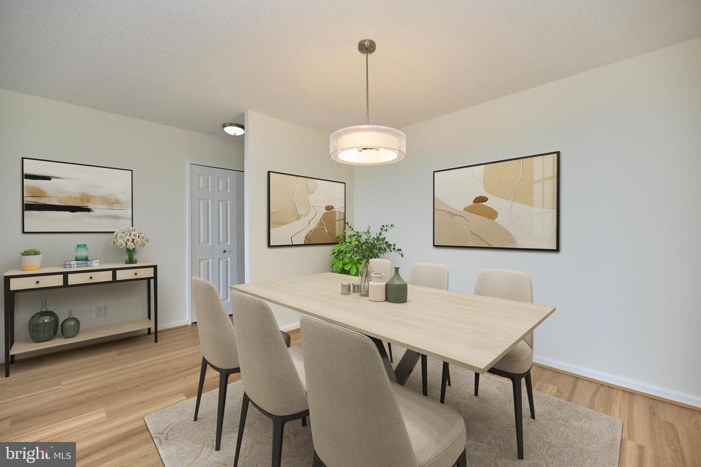 1800 OLD MEADOW RD #609, MCLEAN, Virginia 22102, 1 Bedroom Bedrooms, ,1 BathroomBathrooms,Residential,For sale,1800 OLD MEADOW RD #609,VAFX2196194 MLS # VAFX2196194