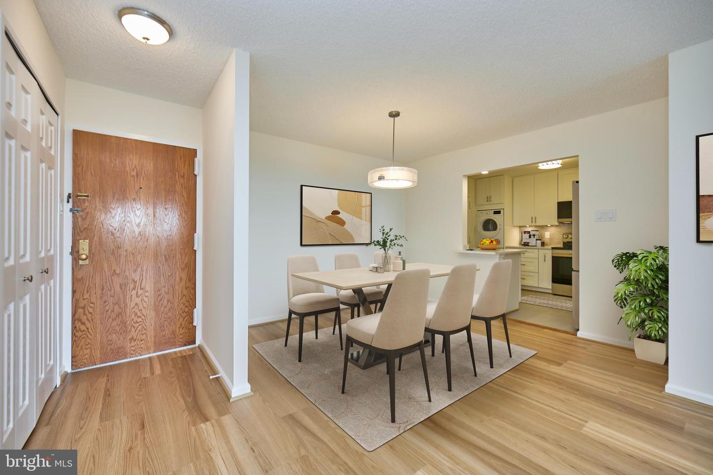 1800 OLD MEADOW RD #609, MCLEAN, Virginia 22102, 1 Bedroom Bedrooms, ,1 BathroomBathrooms,Residential,For sale,1800 OLD MEADOW RD #609,VAFX2196194 MLS # VAFX2196194