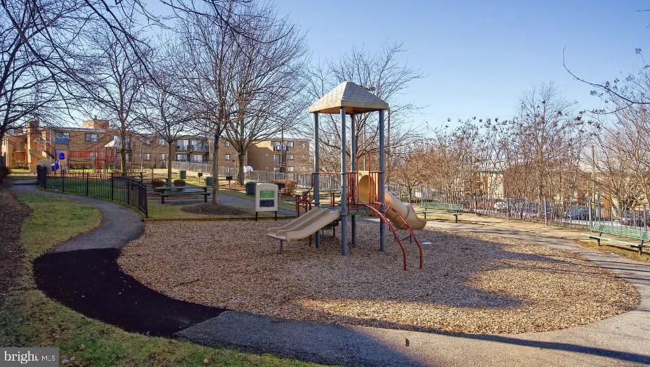 2607 DOUGLASS RD SE #302, WASHINGTON, District Of Columbia 20020, 2 Bedrooms Bedrooms, ,2 BathroomsBathrooms,Residential,For sale,2607 DOUGLASS RD SE #302,DCDC2164608 MLS # DCDC2164608