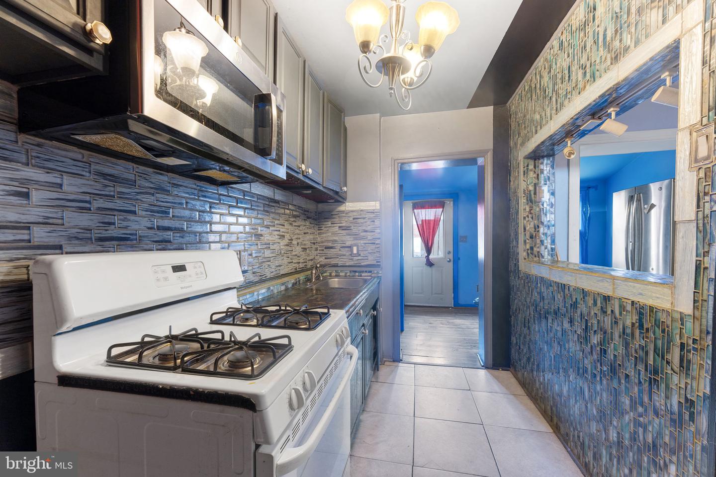 302 34TH PL NE, WASHINGTON, District Of Columbia 20019, 3 Bedrooms Bedrooms, ,2 BathroomsBathrooms,Residential,For sale,302 34TH PL NE,DCDC2172792 MLS # DCDC2172792