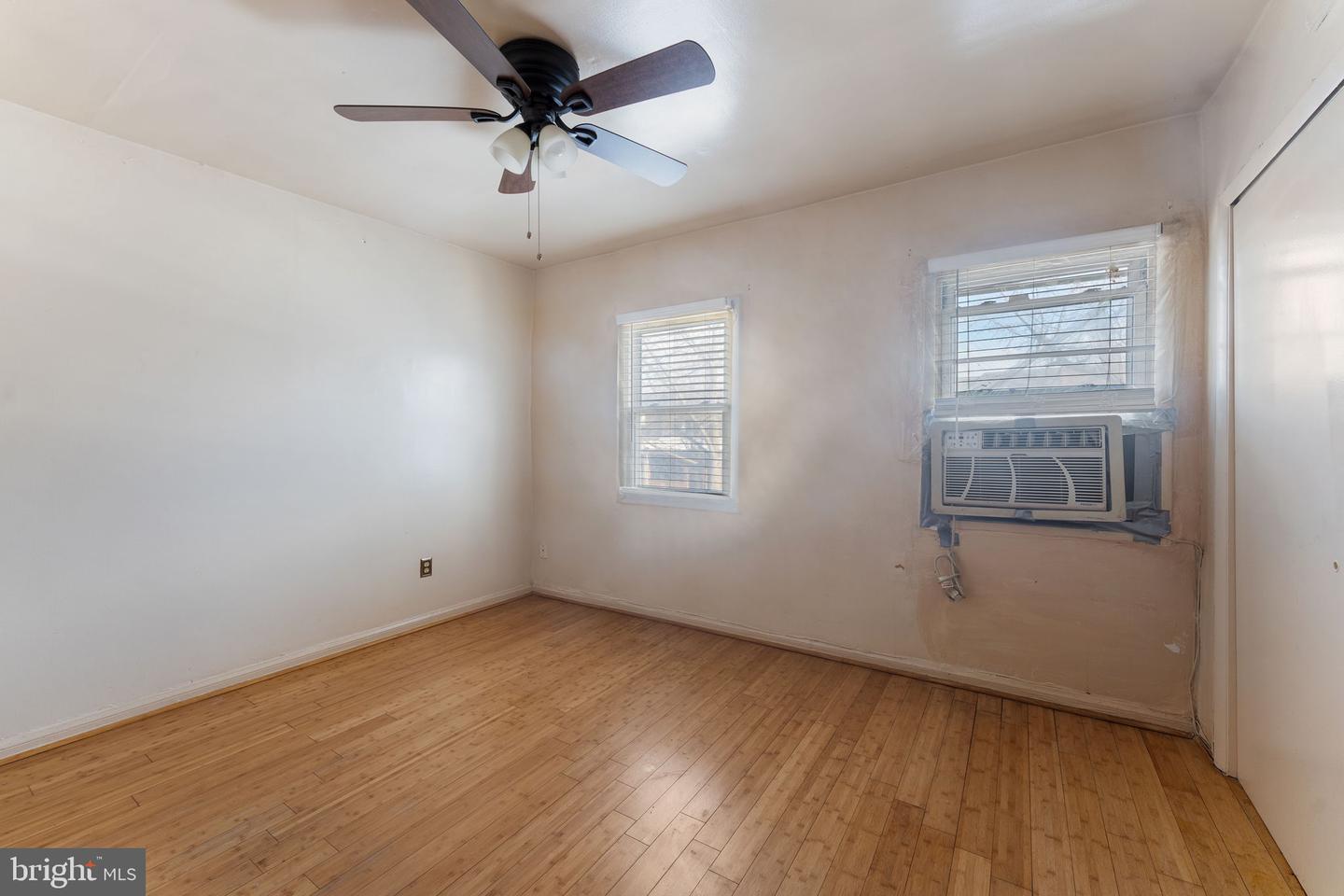 302 34TH PL NE, WASHINGTON, District Of Columbia 20019, 3 Bedrooms Bedrooms, ,2 BathroomsBathrooms,Residential,For sale,302 34TH PL NE,DCDC2172792 MLS # DCDC2172792