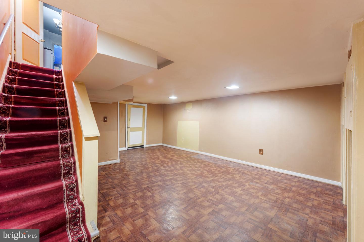 302 34TH PL NE, WASHINGTON, District Of Columbia 20019, 3 Bedrooms Bedrooms, ,2 BathroomsBathrooms,Residential,For sale,302 34TH PL NE,DCDC2172792 MLS # DCDC2172792