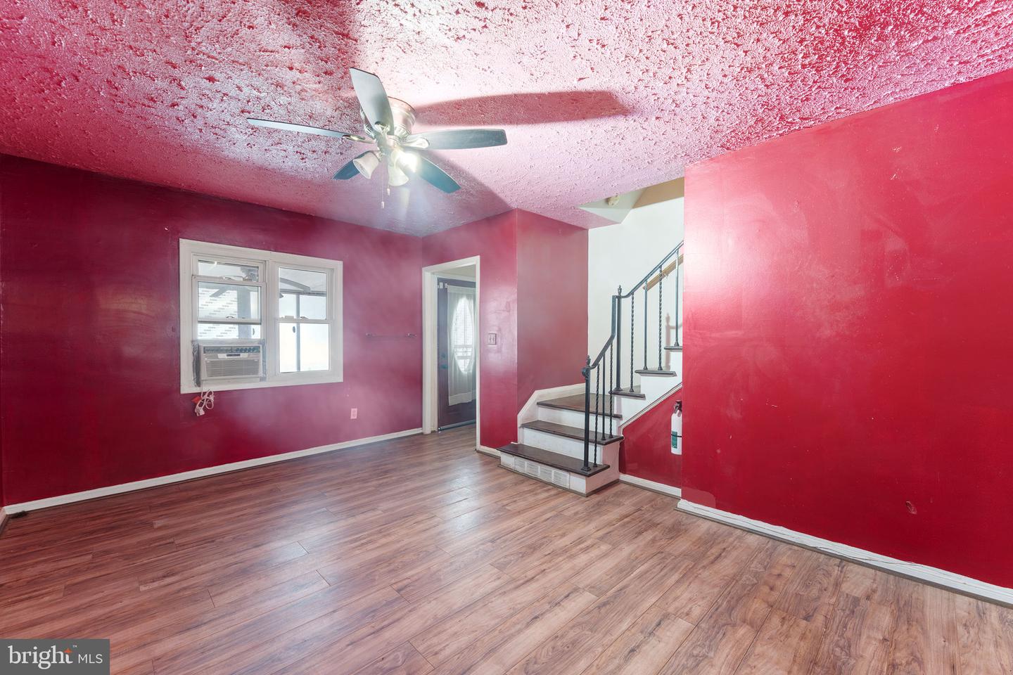 302 34TH PL NE, WASHINGTON, District Of Columbia 20019, 3 Bedrooms Bedrooms, ,2 BathroomsBathrooms,Residential,For sale,302 34TH PL NE,DCDC2172792 MLS # DCDC2172792