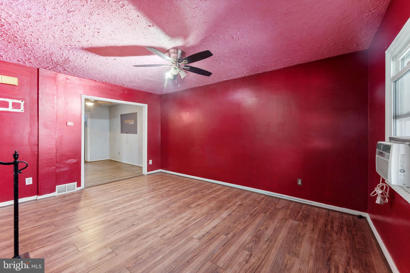 302 34TH PL NE, WASHINGTON, District Of Columbia 20019, 3 Bedrooms Bedrooms, ,2 BathroomsBathrooms,Residential,For sale,302 34TH PL NE,DCDC2172792 MLS # DCDC2172792