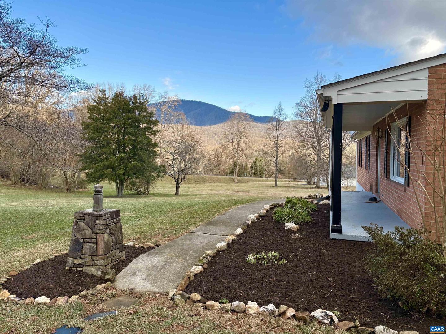 16772 PATRICK HENRY HWY, ROSELAND, Virginia 22967, 3 Bedrooms Bedrooms, ,1 BathroomBathrooms,Residential,For sale,16772 PATRICK HENRY HWY,660482 MLS # 660482