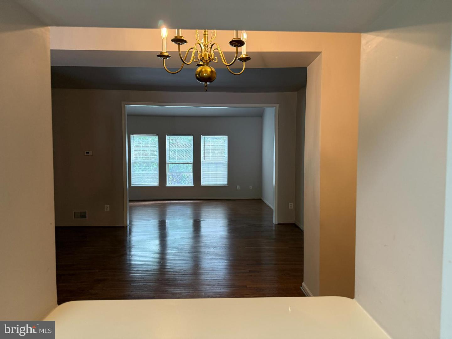 6605 THOMAS GRANT CT, ALEXANDRIA, Virginia 22315, 3 Bedrooms Bedrooms, ,2 BathroomsBathrooms,Residential,For sale,6605 THOMAS GRANT CT,VAFX2218444 MLS # VAFX2218444