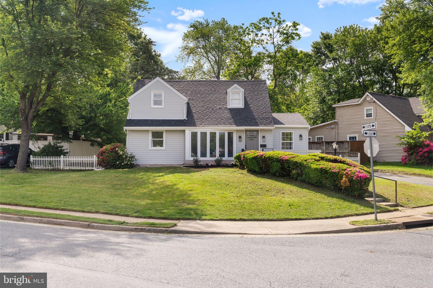 6901 DUKE DR, ALEXANDRIA, Virginia 22307, 5 Bedrooms Bedrooms, ,3 BathroomsBathrooms,Residential,For sale,6901 DUKE DR,VAFX2218812 MLS # VAFX2218812