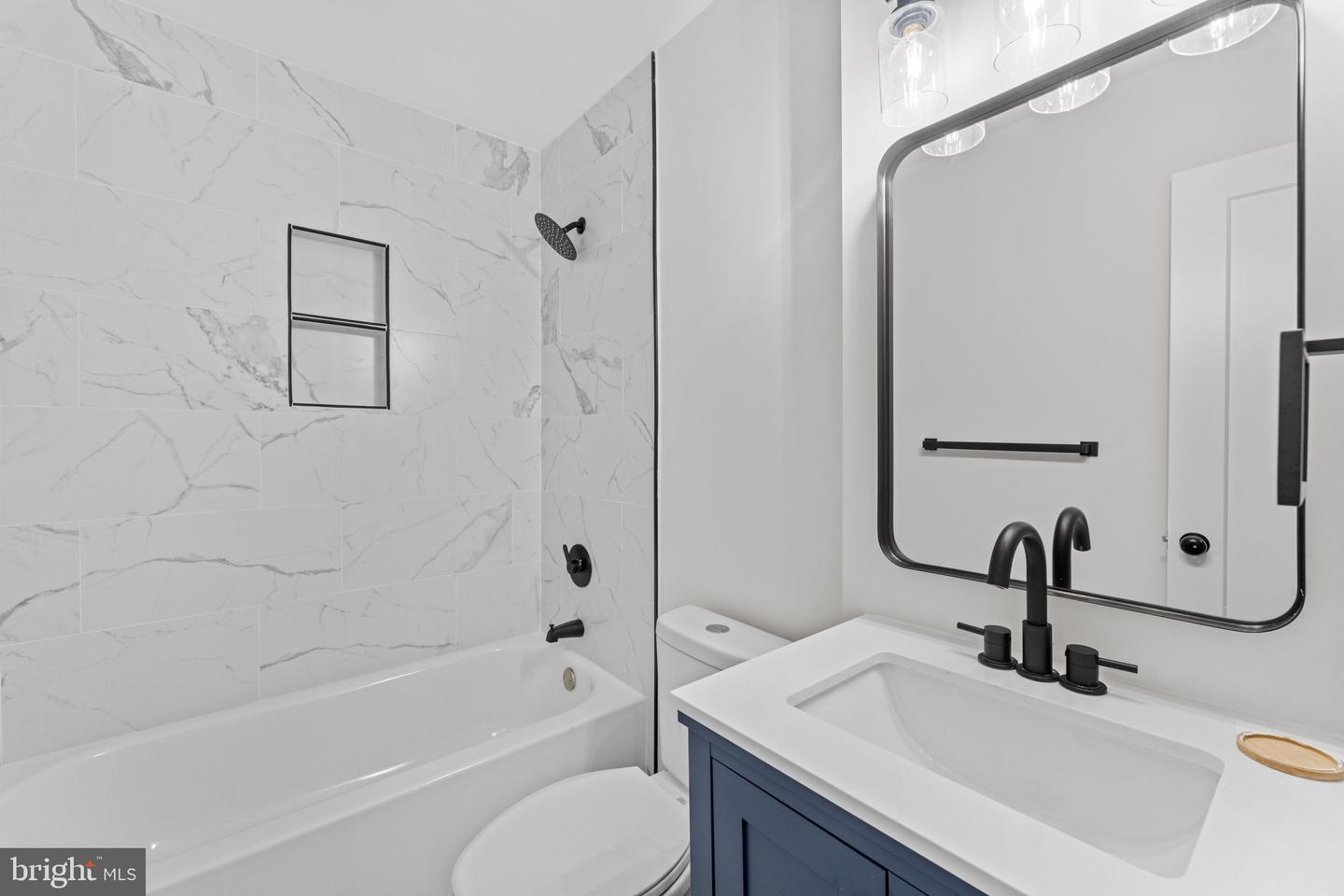 6901 DUKE DR, ALEXANDRIA, Virginia 22307, 5 Bedrooms Bedrooms, ,3 BathroomsBathrooms,Residential,For sale,6901 DUKE DR,VAFX2218812 MLS # VAFX2218812