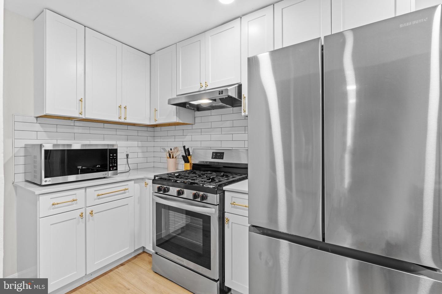 6901 DUKE DR, ALEXANDRIA, Virginia 22307, 5 Bedrooms Bedrooms, ,3 BathroomsBathrooms,Residential,For sale,6901 DUKE DR,VAFX2218812 MLS # VAFX2218812