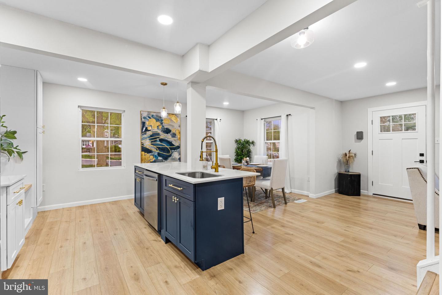 6901 DUKE DR, ALEXANDRIA, Virginia 22307, 5 Bedrooms Bedrooms, ,3 BathroomsBathrooms,Residential,For sale,6901 DUKE DR,VAFX2218812 MLS # VAFX2218812