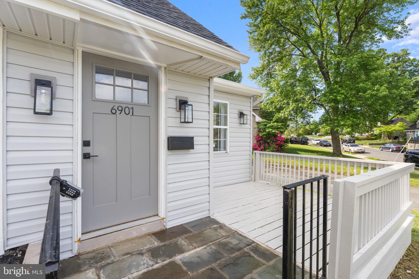 6901 DUKE DR, ALEXANDRIA, Virginia 22307, 5 Bedrooms Bedrooms, ,3 BathroomsBathrooms,Residential,For sale,6901 DUKE DR,VAFX2218812 MLS # VAFX2218812