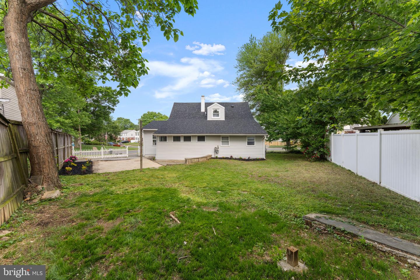 6901 DUKE DR, ALEXANDRIA, Virginia 22307, 5 Bedrooms Bedrooms, ,3 BathroomsBathrooms,Residential,For sale,6901 DUKE DR,VAFX2218812 MLS # VAFX2218812