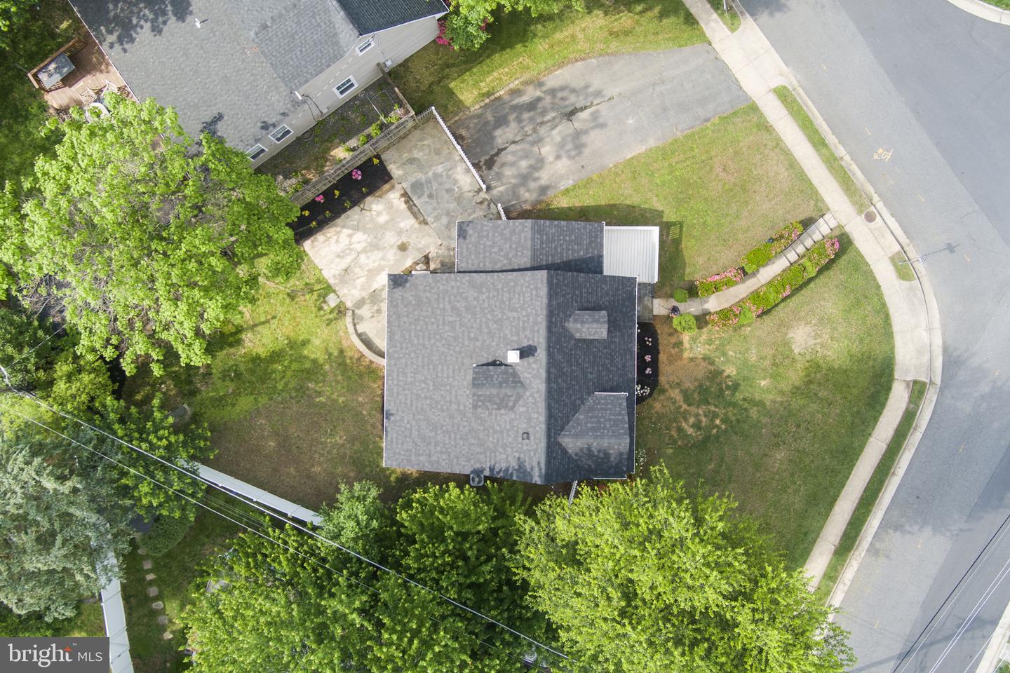 6901 DUKE DR, ALEXANDRIA, Virginia 22307, 5 Bedrooms Bedrooms, ,3 BathroomsBathrooms,Residential,For sale,6901 DUKE DR,VAFX2218812 MLS # VAFX2218812