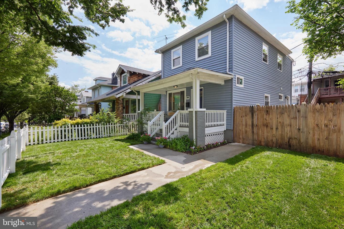 5408 ILLINOIS AVE NW, WASHINGTON, District Of Columbia 20011, 4 Bedrooms Bedrooms, ,3 BathroomsBathrooms,Residential,For sale,5408 ILLINOIS AVE NW,DCDC2176184 MLS # DCDC2176184
