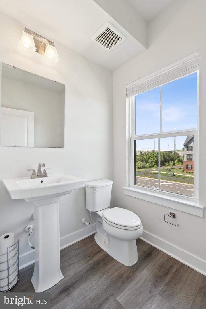 14079 SUNRISE VALLEY DR #15P, HERNDON, Virginia 20171, 3 Bedrooms Bedrooms, ,2 BathroomsBathrooms,Residential,For sale,14079 SUNRISE VALLEY DR #15P,VAFX2218216 MLS # VAFX2218216