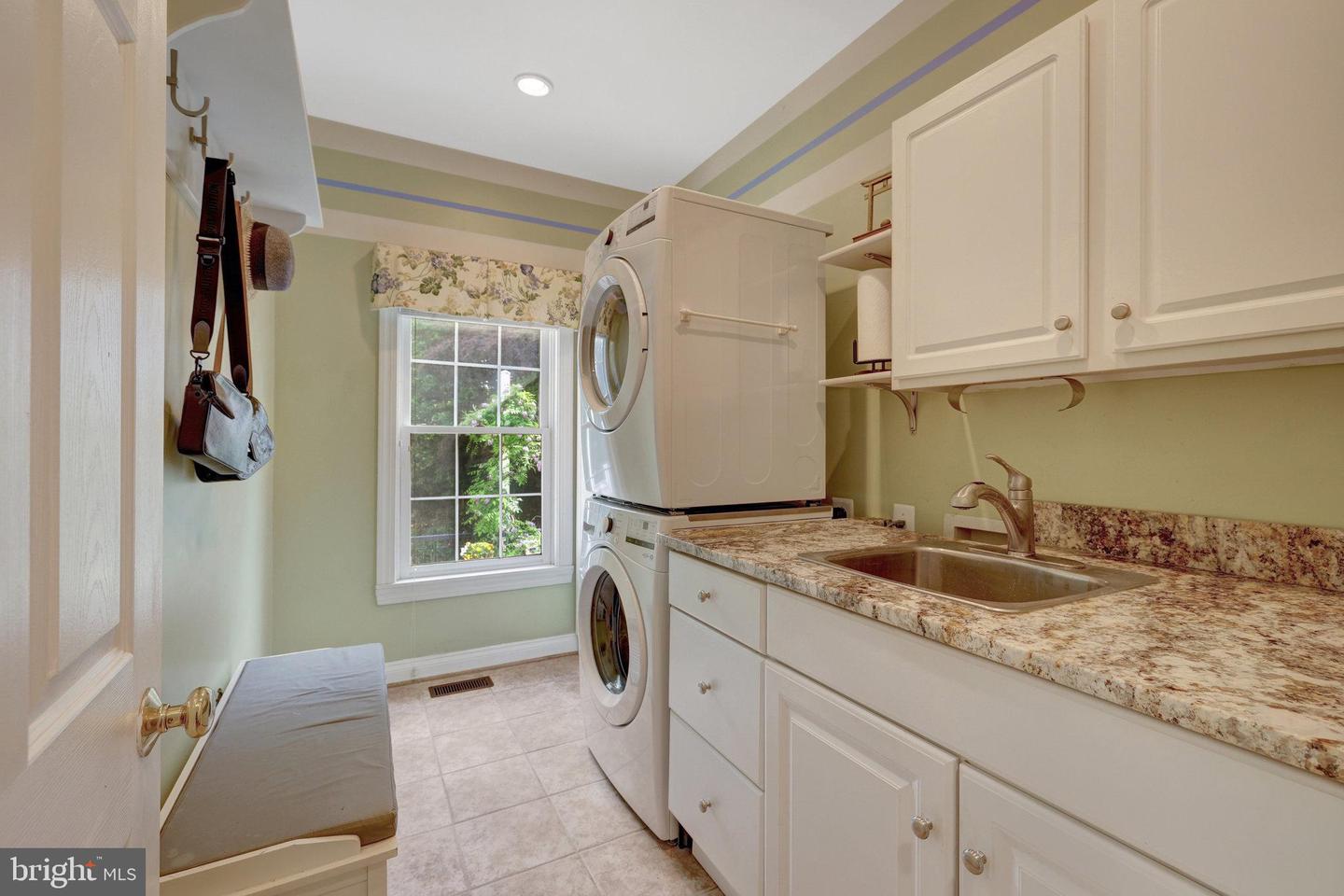 12413 ENGLISH GARDEN CT, HERNDON, Virginia 20171, 5 Bedrooms Bedrooms, ,4 BathroomsBathrooms,Residential,For sale,12413 ENGLISH GARDEN CT,VAFX2220502 MLS # VAFX2220502
