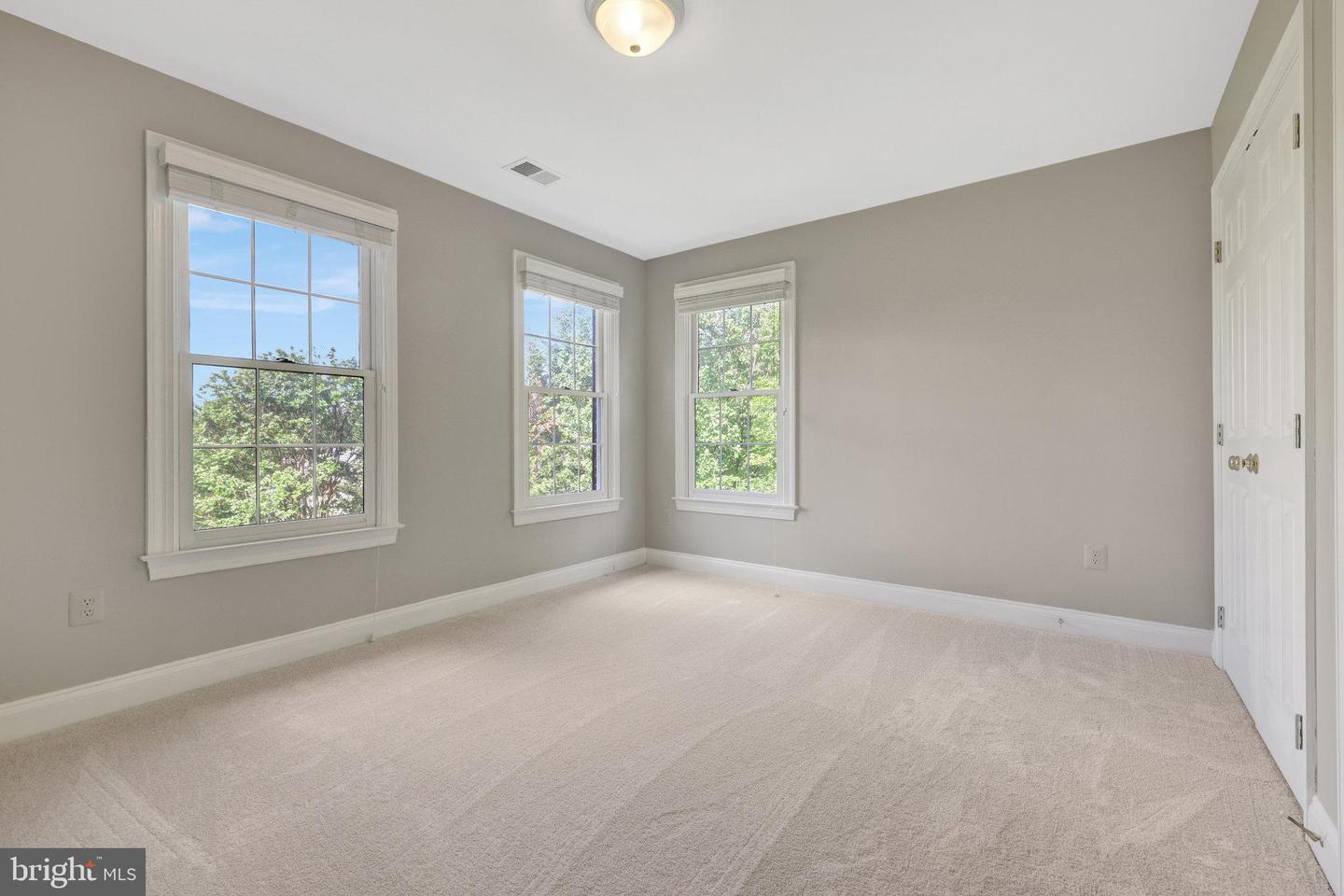 12413 ENGLISH GARDEN CT, HERNDON, Virginia 20171, 5 Bedrooms Bedrooms, ,4 BathroomsBathrooms,Residential,For sale,12413 ENGLISH GARDEN CT,VAFX2220502 MLS # VAFX2220502
