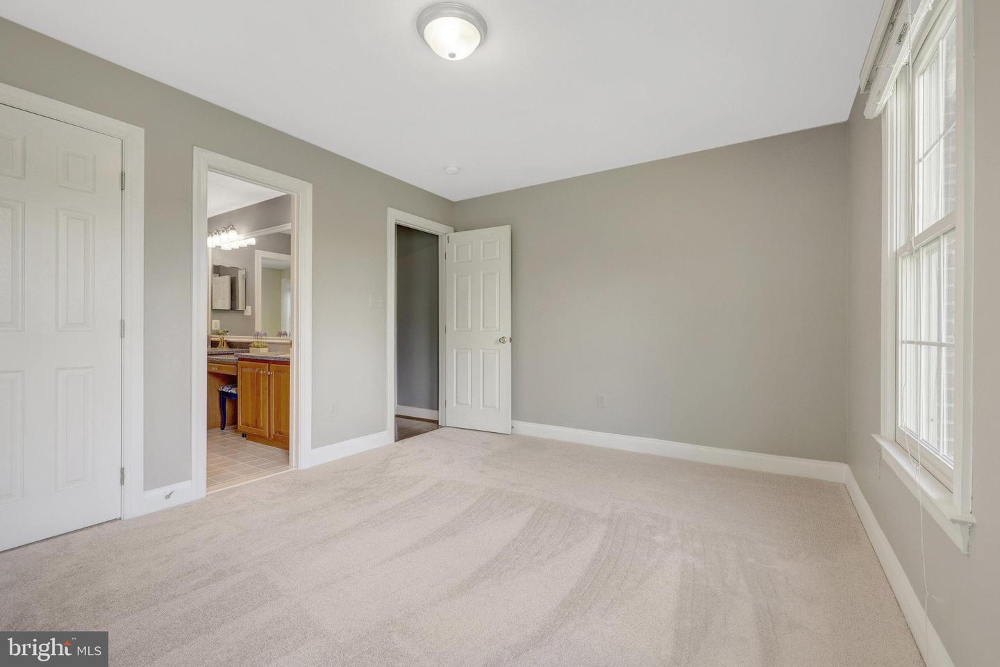 12413 ENGLISH GARDEN CT, HERNDON, Virginia 20171, 5 Bedrooms Bedrooms, ,4 BathroomsBathrooms,Residential,For sale,12413 ENGLISH GARDEN CT,VAFX2220502 MLS # VAFX2220502