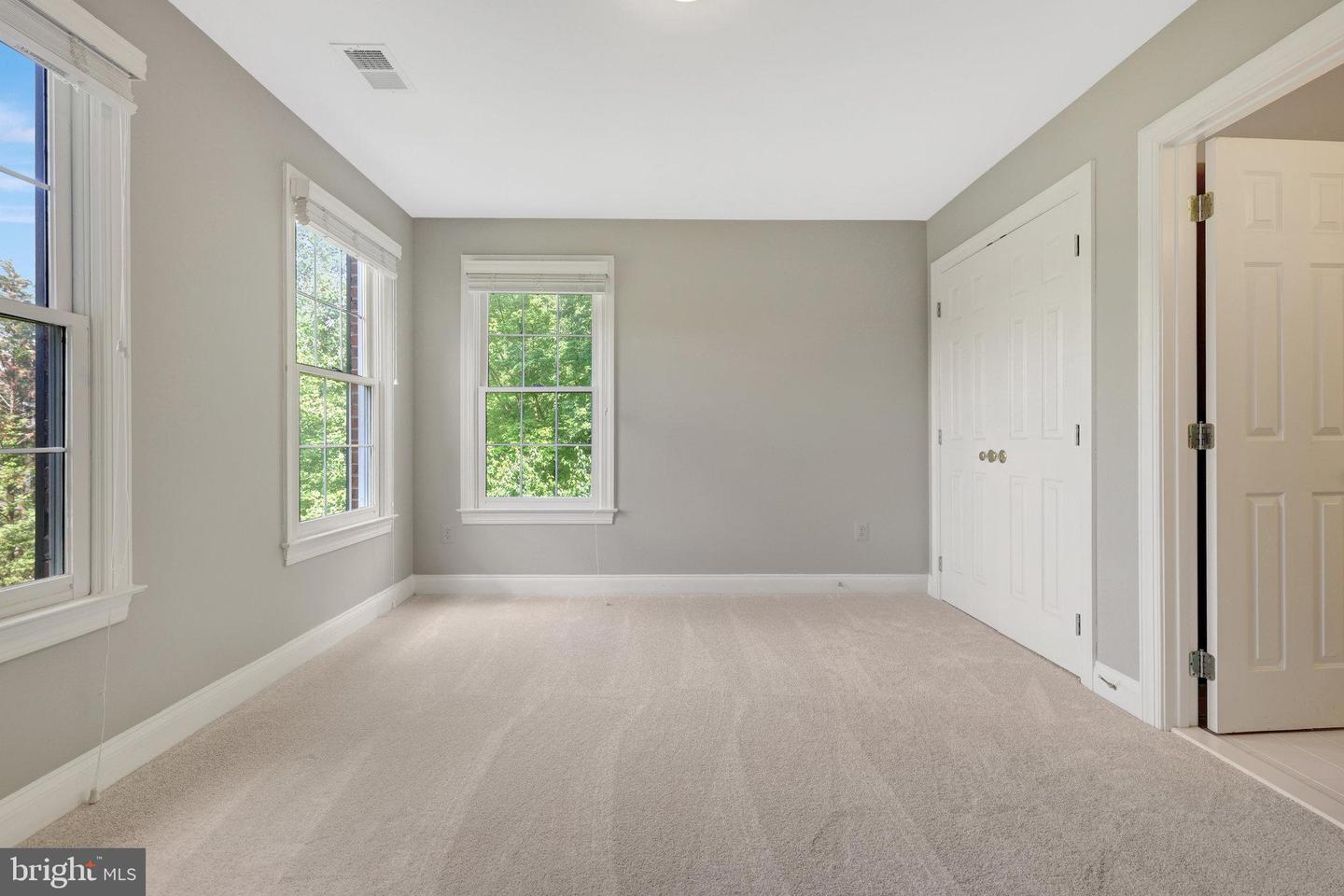 12413 ENGLISH GARDEN CT, HERNDON, Virginia 20171, 5 Bedrooms Bedrooms, ,4 BathroomsBathrooms,Residential,For sale,12413 ENGLISH GARDEN CT,VAFX2220502 MLS # VAFX2220502