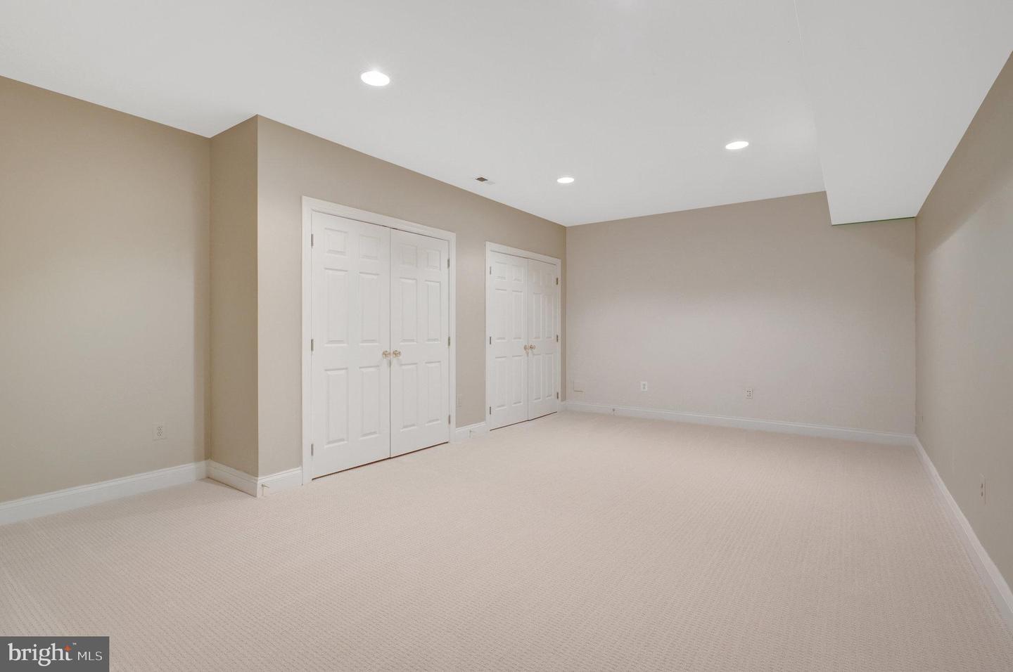 12413 ENGLISH GARDEN CT, HERNDON, Virginia 20171, 5 Bedrooms Bedrooms, ,4 BathroomsBathrooms,Residential,For sale,12413 ENGLISH GARDEN CT,VAFX2220502 MLS # VAFX2220502