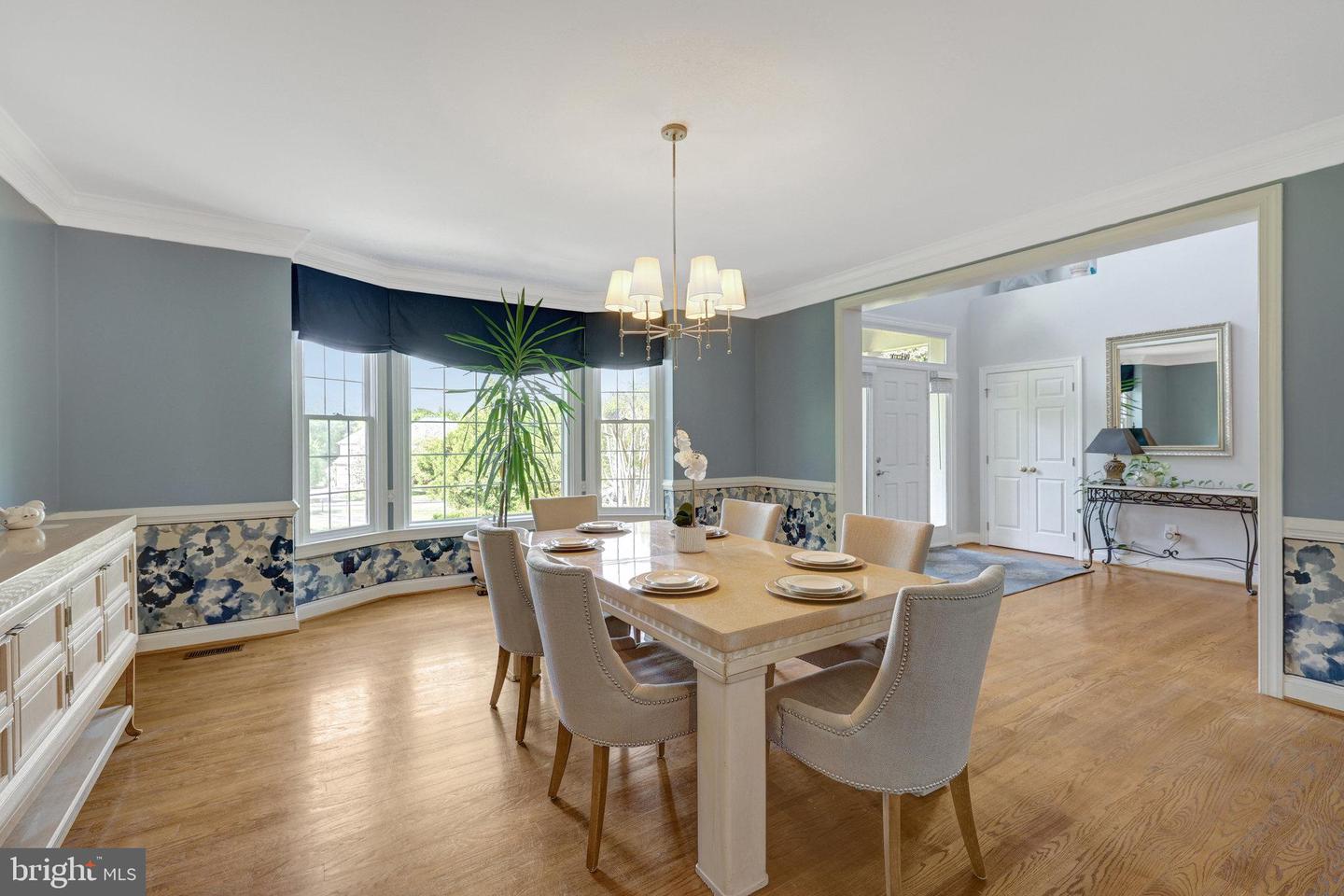 12413 ENGLISH GARDEN CT, HERNDON, Virginia 20171, 5 Bedrooms Bedrooms, ,4 BathroomsBathrooms,Residential,For sale,12413 ENGLISH GARDEN CT,VAFX2220502 MLS # VAFX2220502