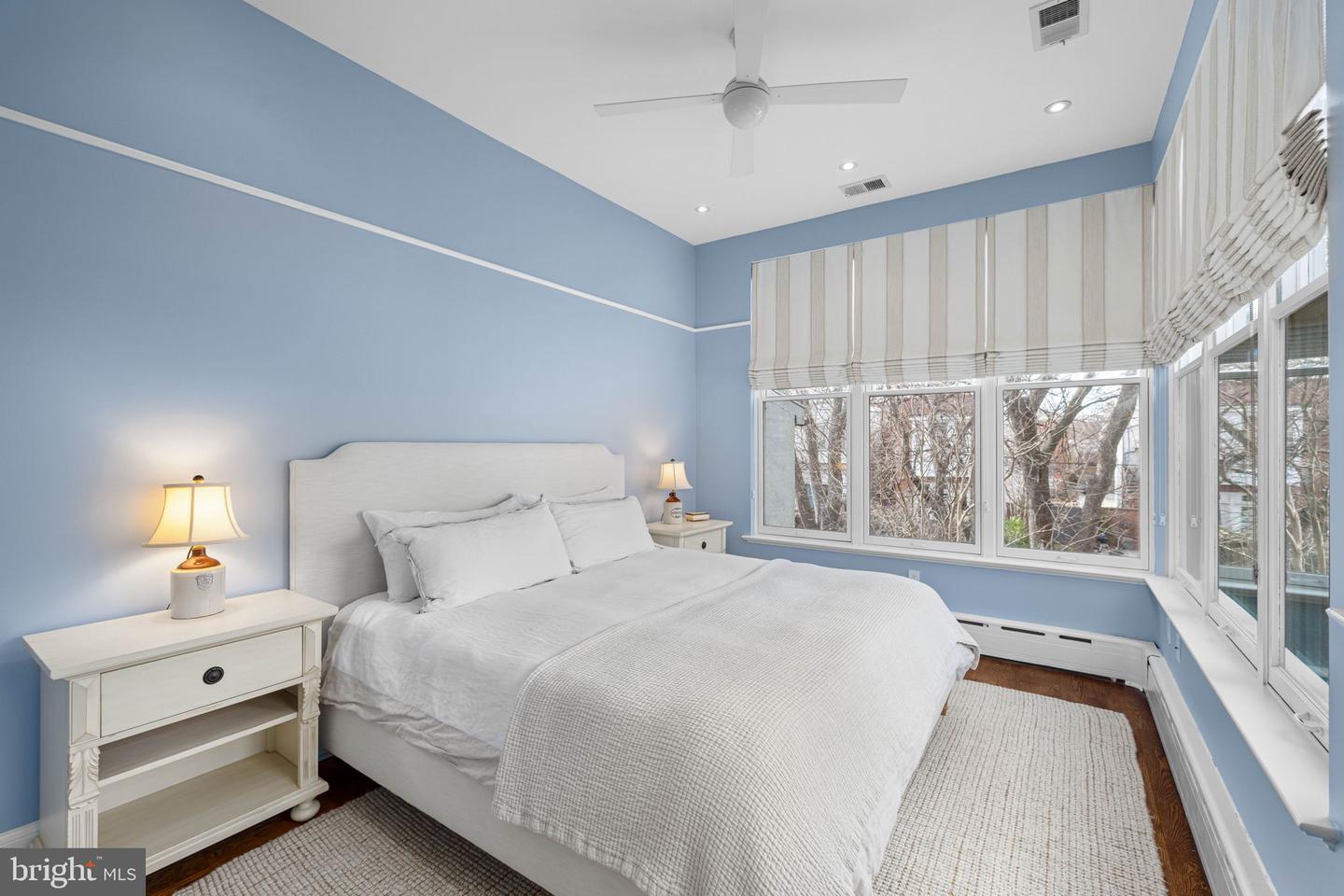 9 5TH ST SE, WASHINGTON, District Of Columbia 20003, 4 Bedrooms Bedrooms, ,3 BathroomsBathrooms,Residential,For sale,9 5TH ST SE,DCDC2185500 MLS # DCDC2185500
