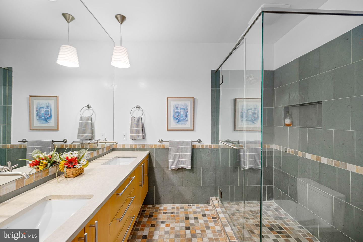 9 5TH ST SE, WASHINGTON, District Of Columbia 20003, 4 Bedrooms Bedrooms, ,3 BathroomsBathrooms,Residential,For sale,9 5TH ST SE,DCDC2185500 MLS # DCDC2185500