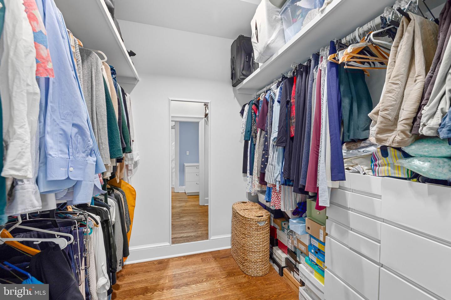 9 5TH ST SE, WASHINGTON, District Of Columbia 20003, 4 Bedrooms Bedrooms, ,3 BathroomsBathrooms,Residential,For sale,9 5TH ST SE,DCDC2185500 MLS # DCDC2185500