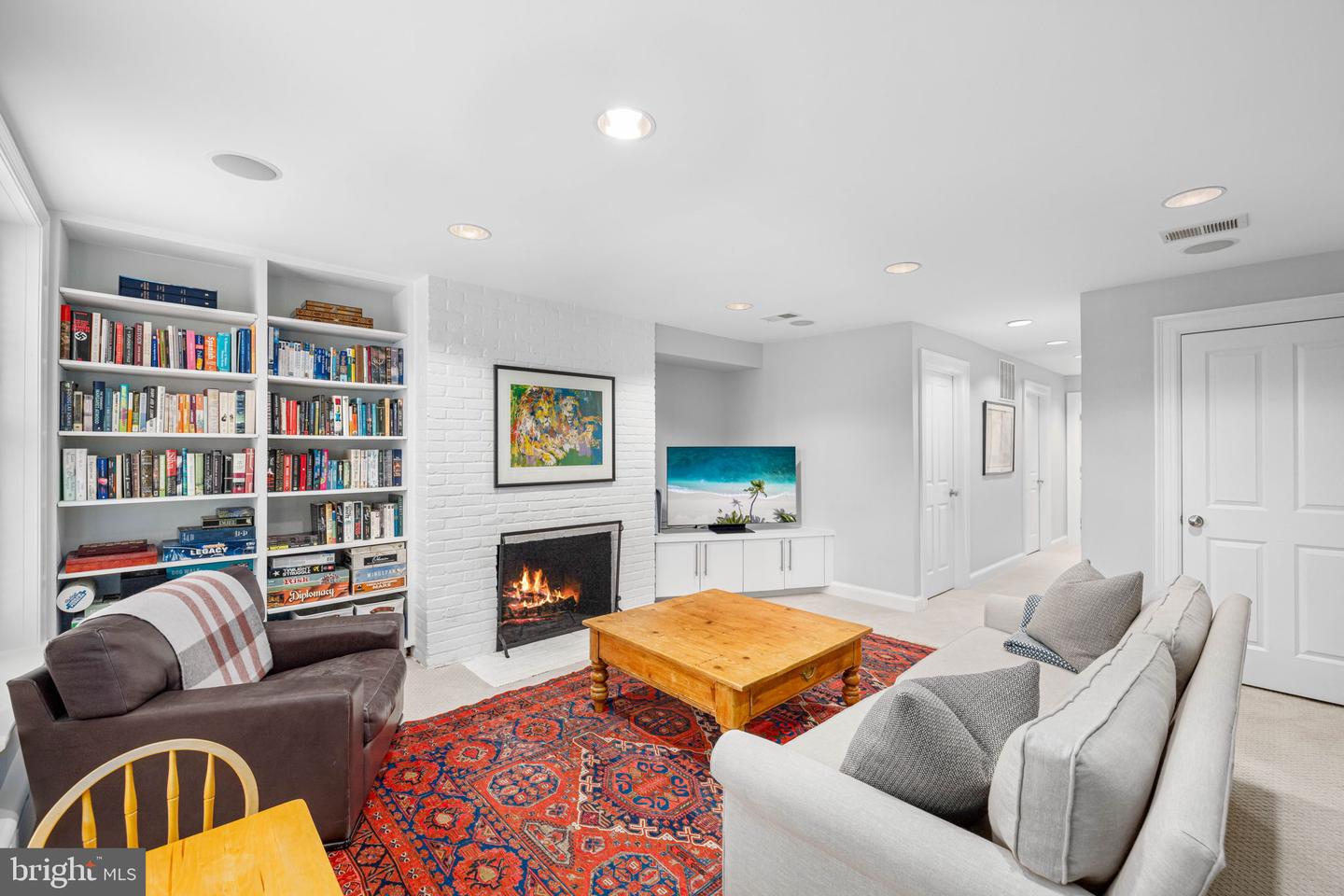 9 5TH ST SE, WASHINGTON, District Of Columbia 20003, 4 Bedrooms Bedrooms, ,3 BathroomsBathrooms,Residential,For sale,9 5TH ST SE,DCDC2185500 MLS # DCDC2185500