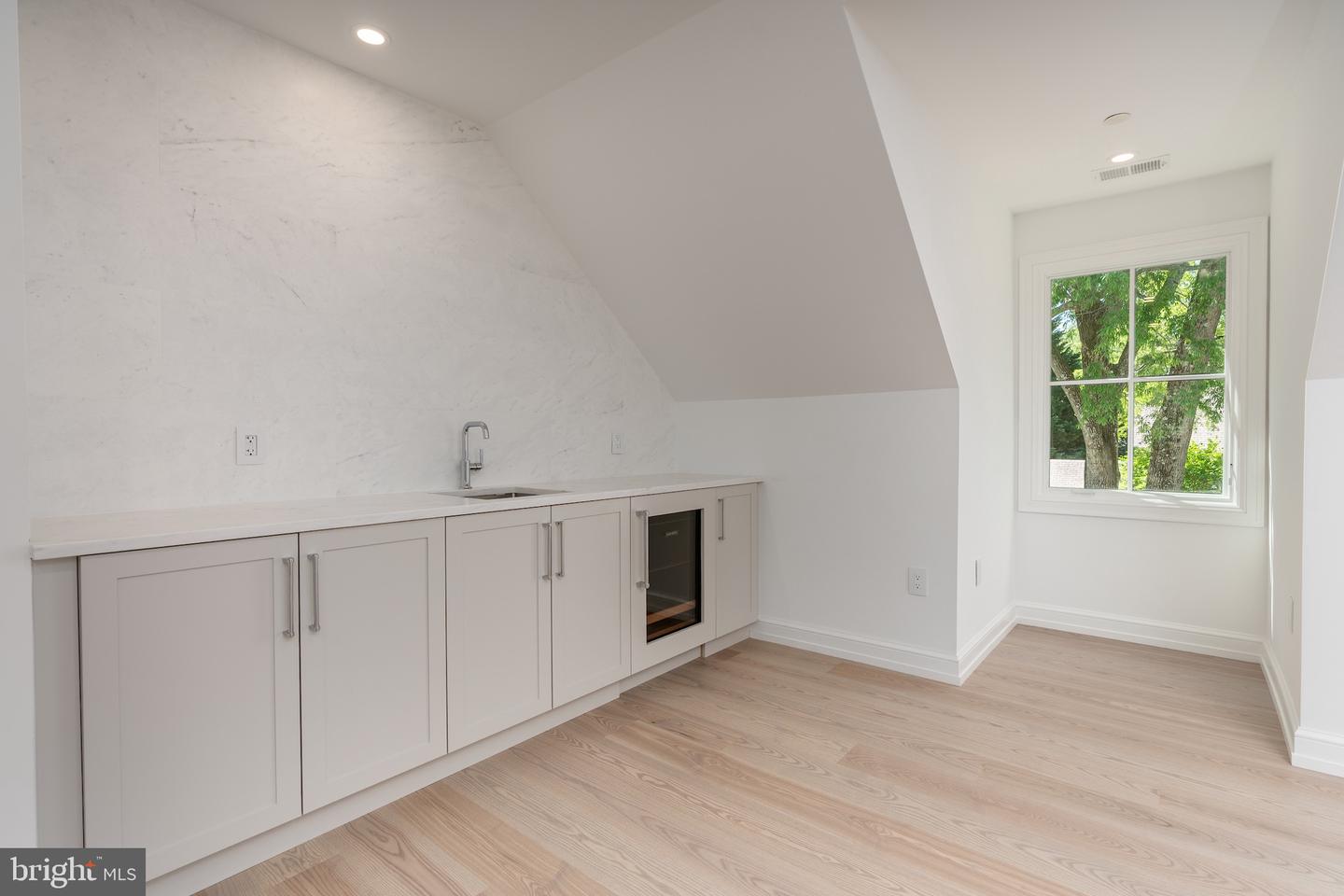 4821 RODMAN ST NW, WASHINGTON, District Of Columbia 20016, 7 Bedrooms Bedrooms, ,8 BathroomsBathrooms,Residential,For sale,4821 RODMAN ST NW,DCDC2186634 MLS # DCDC2186634